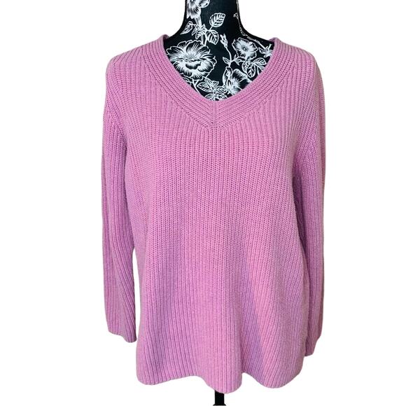 L.L. Bean Sweater - Picture 1 of 4